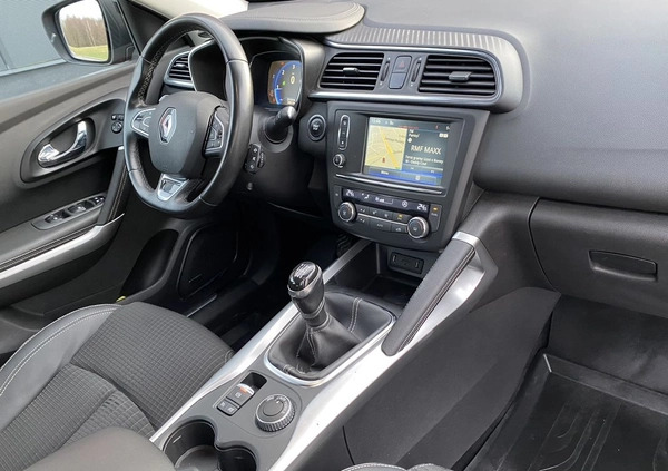 Renault Kadjar cena 49900 przebieg: 232000, rok produkcji 2015 z Glinojeck małe 121